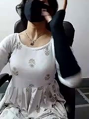 Stripchat-Public.Show-f-Payal-jaaan-2024.07.02.032101