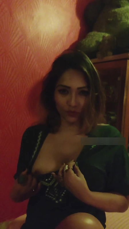 My Sexy Tits Zoya Rathore App Video