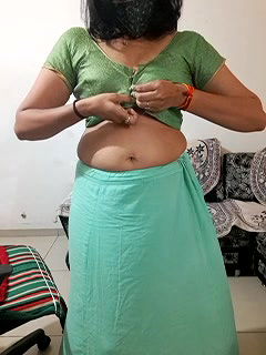 Stripchat-Public.Show-f-khushikhushi-2024.08.14.084211