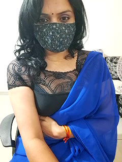 Stripchat-Public.Show-f-khushikhushi-2024.08.12.183855