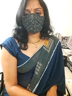 Stripchat-Public.Show-f-khushikhushi-2024.07.18.193852
