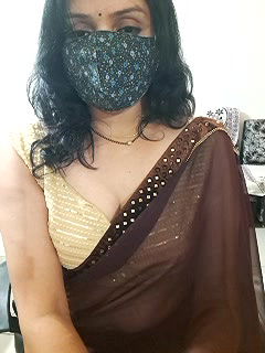 Stripchat-Public.Show-f-khushikhushi-2024.07.05.184442