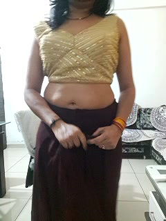 Stripchat-Public.Show-f-khushikhushi-2024.05.03.022131