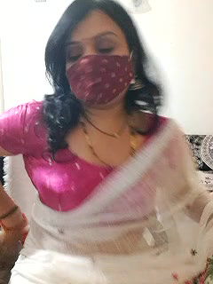 Stripchat-Public.Show-f-khushikhushi-2024.04.29.182607