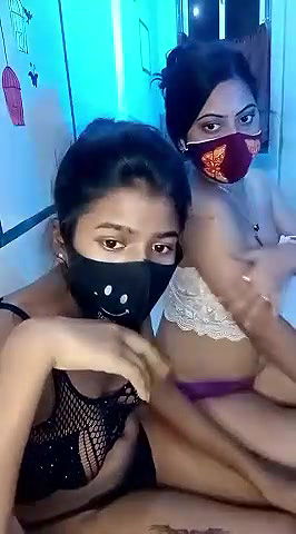 Stripchat-Public.Show-f-sexysoumi-2024.07.05.194259