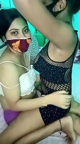 Stripchat-Public.Show-f-sexysoumi-2024.07.05.194259