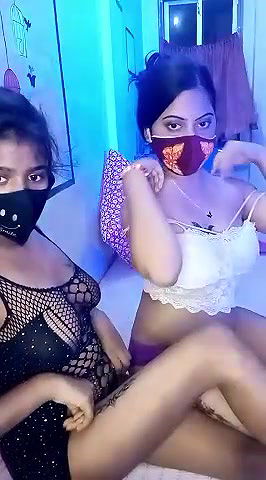 Stripchat-Public.Show-f-sexysoumi-2024.07.05.194259