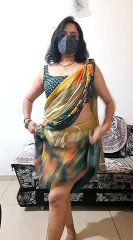 Stripchat-Public.Show-f-khushikhushi-2024.07.17.175527