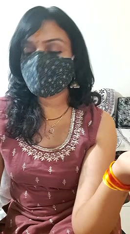 Stripchat-Public.Show-f-khushikhushi-2024.07.12.100609