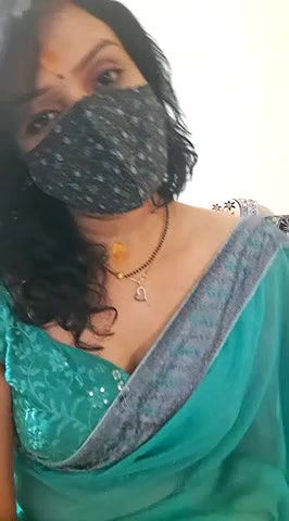 Stripchat-Public.Show-f-khushikhushi-2024.07.11.060508