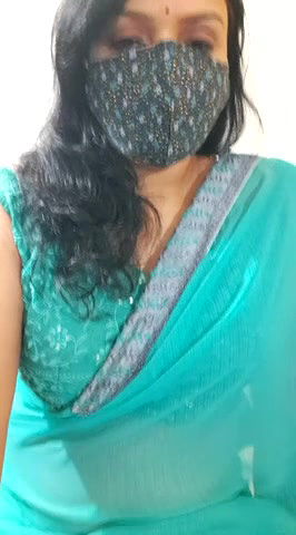 Stripchat-Public.Show-f-khushikhushi-2024.05.19.173452