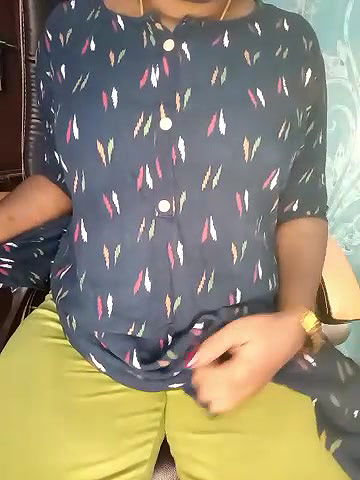 Stripchat-Public.Show-c-Tamil-hotwife-2024.10.01.192412