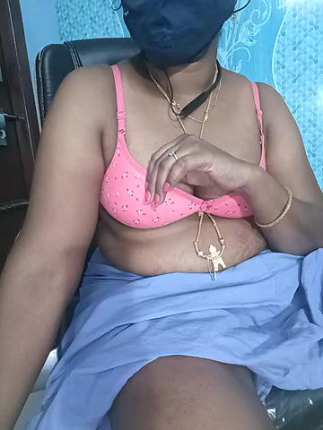 Stripchat-Public.Show-c-Tamil-hotwife-2024.06.05.210640