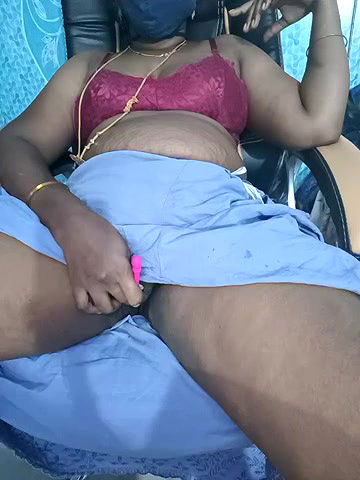 Stripchat-Public.Show-c-Tamil-hotwife-2024.05.21.201948