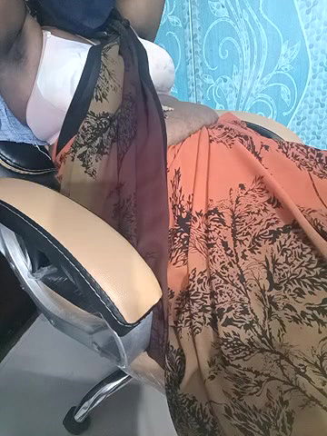 Stripchat-Public.Show-c-Tamil-hotwife-2024.05.20.093555