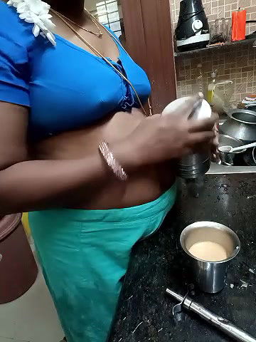 Stripchat-Public.Show-c-Tamil-hotwife-2024.05.19.031131