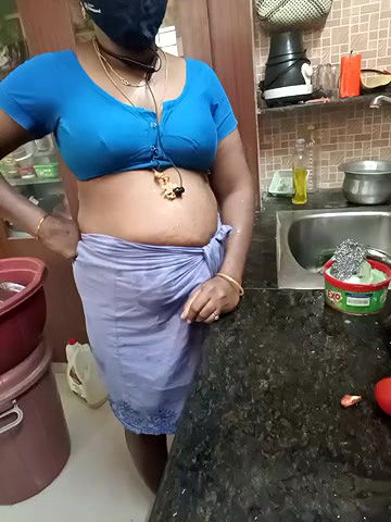 Stripchat-Public.Show-c-Tamil-hotwife-2024.05.15.053314