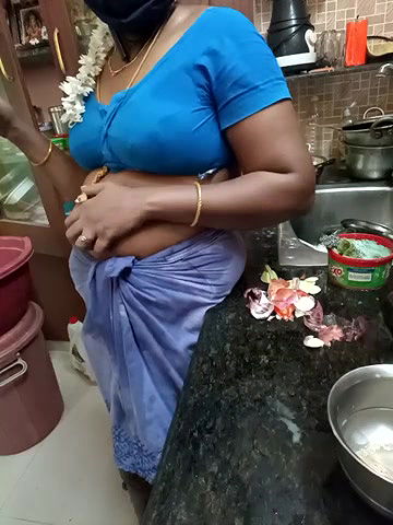 Stripchat-Public.Show-c-Tamil-hotwife-2024.05.15.053314