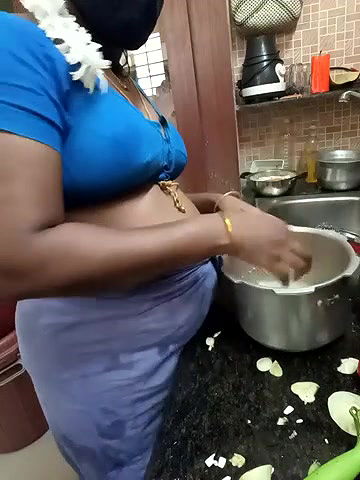 Stripchat-Public.Show-c-Tamil-hotwife-2024.05.15.053314