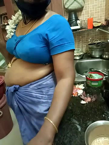 Stripchat-Public.Show-c-Tamil-hotwife-2024.05.15.053314