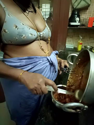 Stripchat-Public.Show-c-Tamil-hotwife-2024.05.09.035509