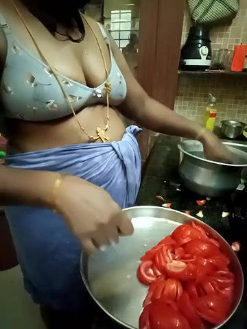 Stripchat-Public.Show-c-Tamil-hotwife-2024.05.09.035509