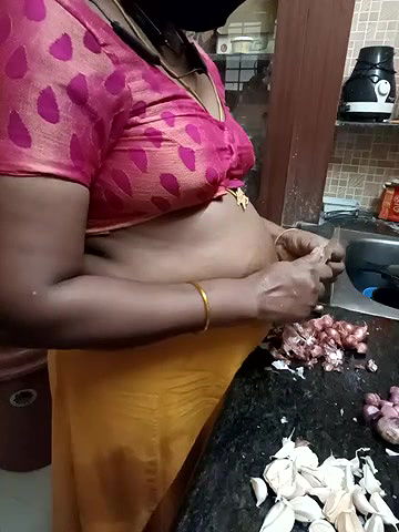 Stripchat-Public.Show-c-Tamil-hotwife-2024.05.08.011040