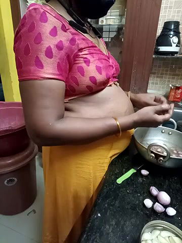 Stripchat-Public.Show-c-Tamil-hotwife-2024.05.08.011040