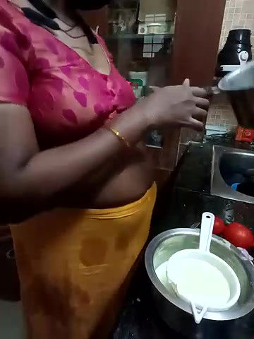 Stripchat-Public.Show-c-Tamil-hotwife-2024.05.08.011040