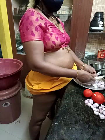 Stripchat-Public.Show-c-Tamil-hotwife-2024.05.08.011040