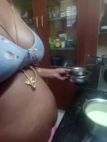 Stripchat-Public.Show-c-Tamil-hotwife-2024.05.04.020020