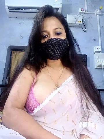 Stripchat-Public.Show-f-summi579-2024.07.22.104413