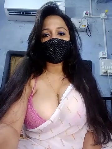 Stripchat-Public.Show-f-summi579-2024.07.22.104413