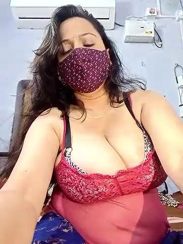 Stripchat-Public.Show-f-summi579-2024.06.23.115957