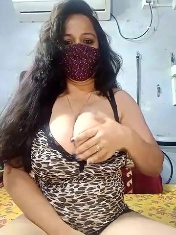 Stripchat-Public.Show-f-summi579-2024.05.14.115636