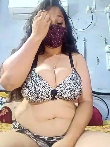 Stripchat-Public.Show-f-summi579-2024.05.14.115636