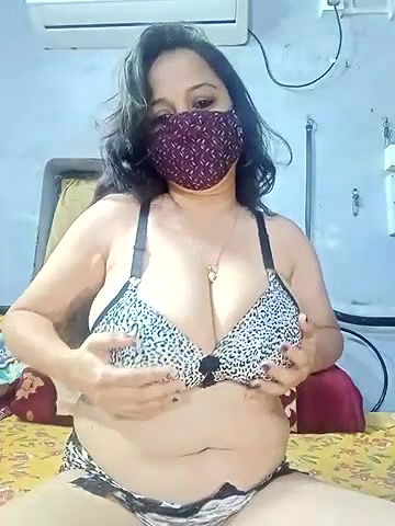 Stripchat-Public.Show-f-summi579-2024.05.14.115636