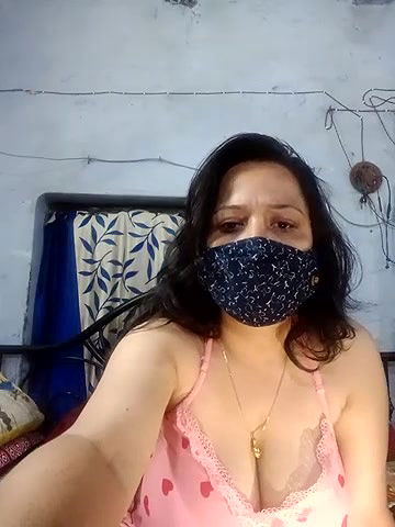 Stripchat-Public.Show-f-summi579-2024.05.01.073702