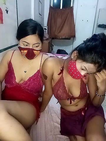 Stripchat-Public.Show-f-sexysoumi-2024.07.11.190536