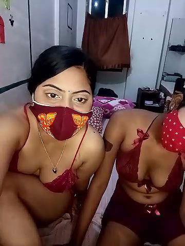 Stripchat-Public.Show-f-sexysoumi-2024.07.11.174920