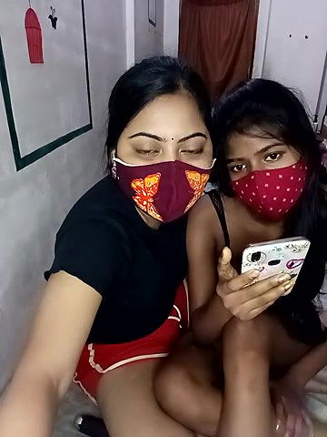 Stripchat-Public.Show-f-sexysoumi-2024.06.22.191430