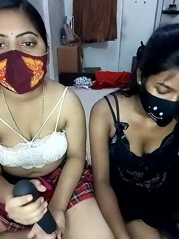 Stripchat-Public.Show-f-sexysoumi-2024.06.10.173038