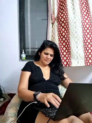 Stripchat-Public.Show-f-SANVI_ANGEL-2024.06.18.150917