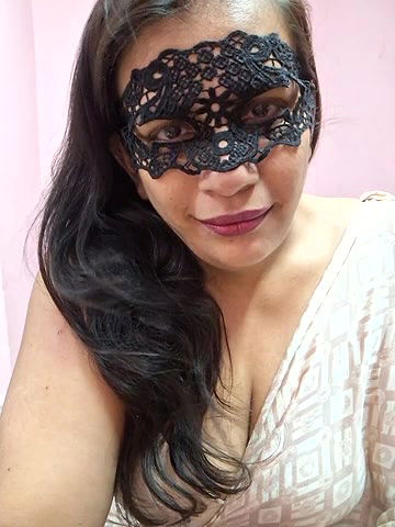 Stripchat-Public.Show-f-RADHAhot2-2024.07.23.124955