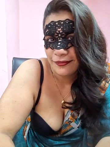 Stripchat-Public.Show-f-RADHAhot2-2024.07.17.030109