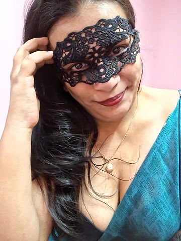 Stripchat-Public.Show-f-RADHAhot2-2024.07.17.030109