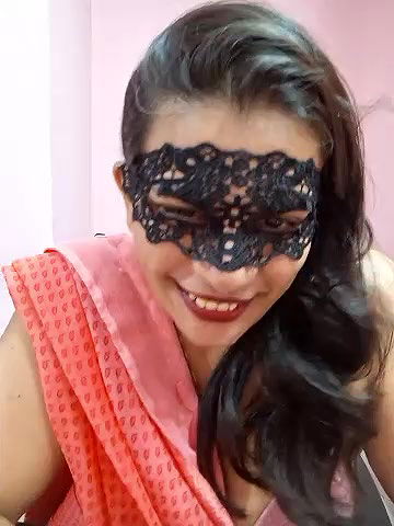 Stripchat-Public.Show-f-RADHAhot2-2024.07.15.054230