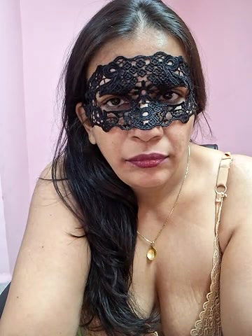 Stripchat-Public.Show-f-RADHAhot2-2024.07.14.063422