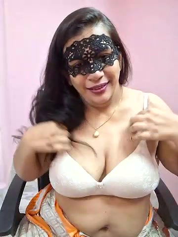 Stripchat-Public.Show-f-RADHAhot2-2024.07.12.034433