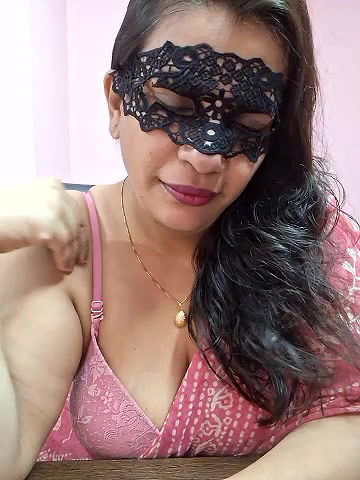 Stripchat-Public.Show-f-RADHAhot2-2024.07.11.004332